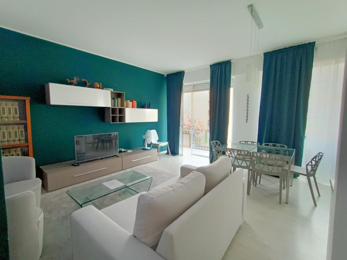 Joivy Elegant Flat For 6 With 2 Balconies Leilighet Milano Eksteriør bilde